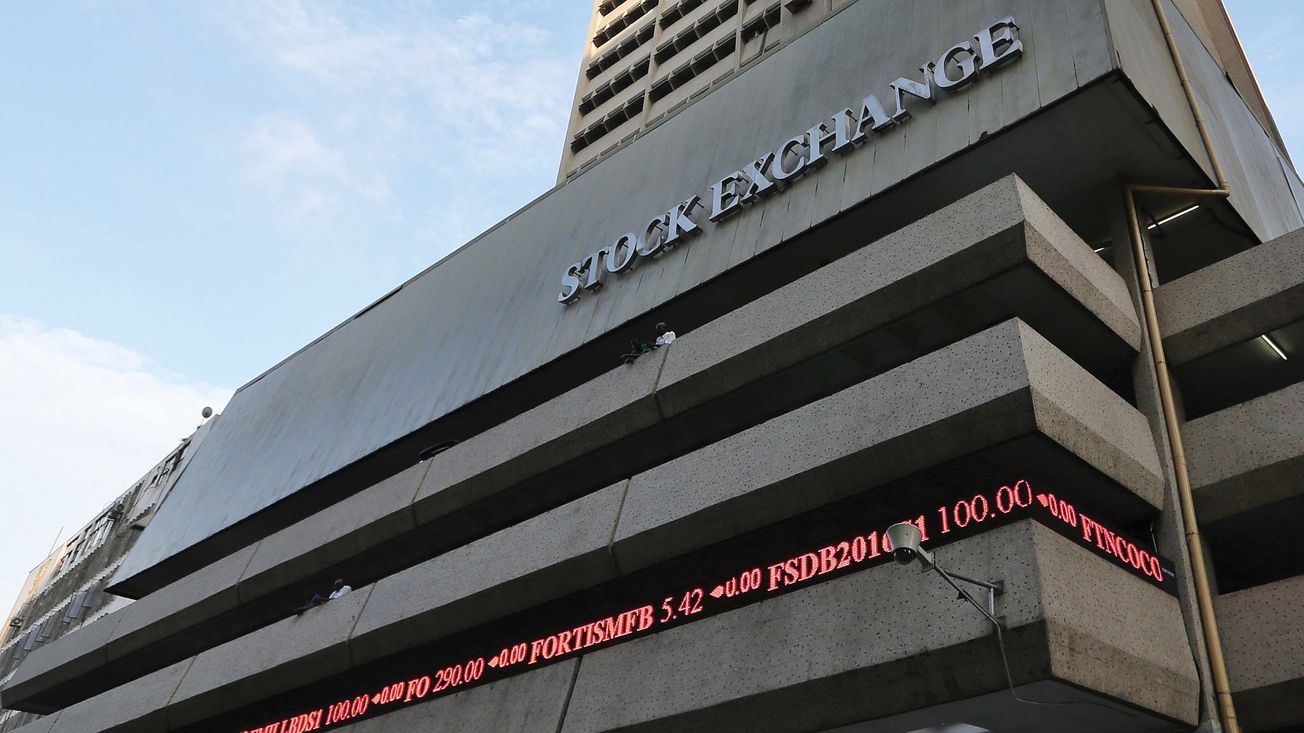 Nigerian banks look to stock market amid economic challenges